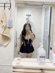 巨乳嫩妹
