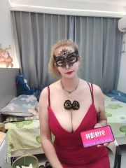 肥臀大波少妇