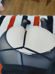 外静内骚大奶人妻